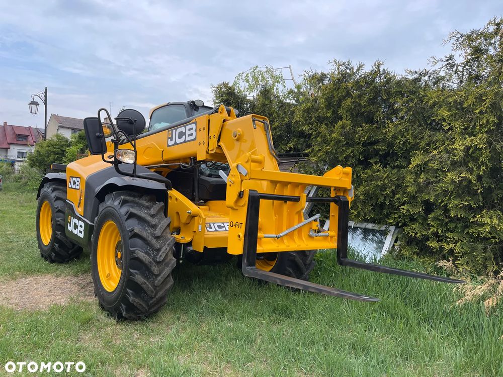 JCB Ładowarka teleskopowa Jcb 535-95 Rok 2016 Bardzo ładny stan Piękna Tylko 6300 MTG PRZEBIEG - 12