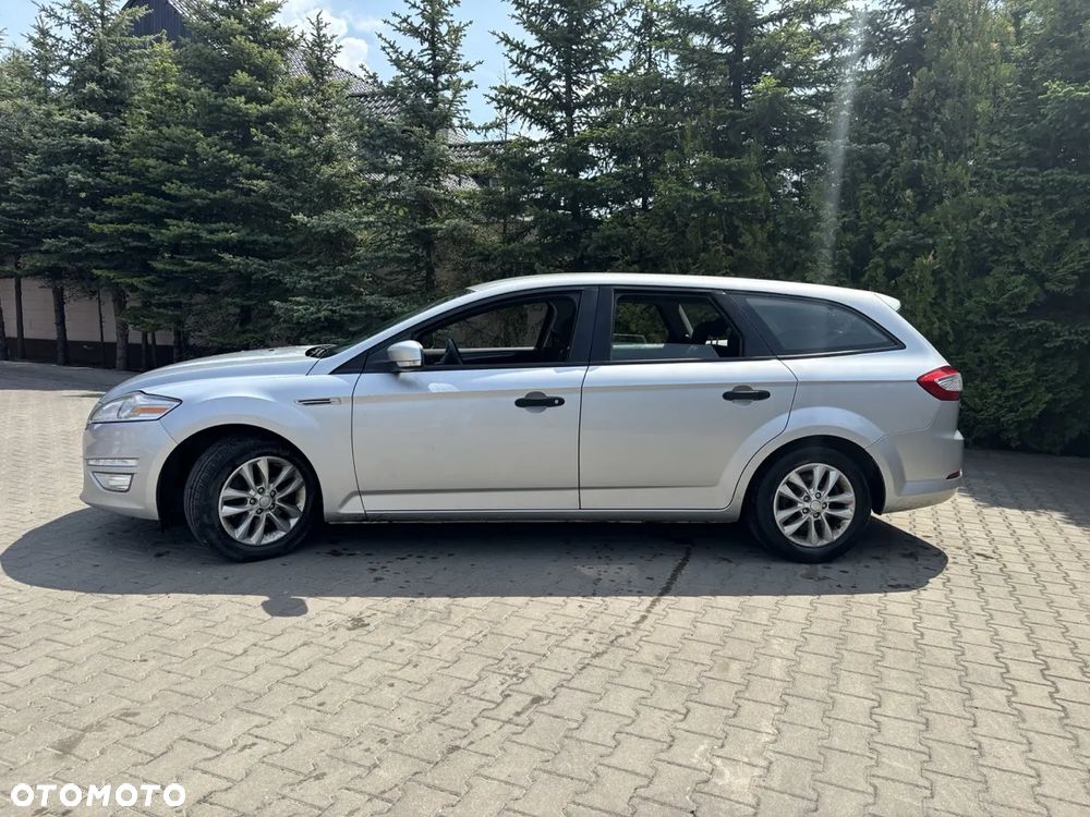 Ford Mondeo 2.0 TDCi Ambiente - 4