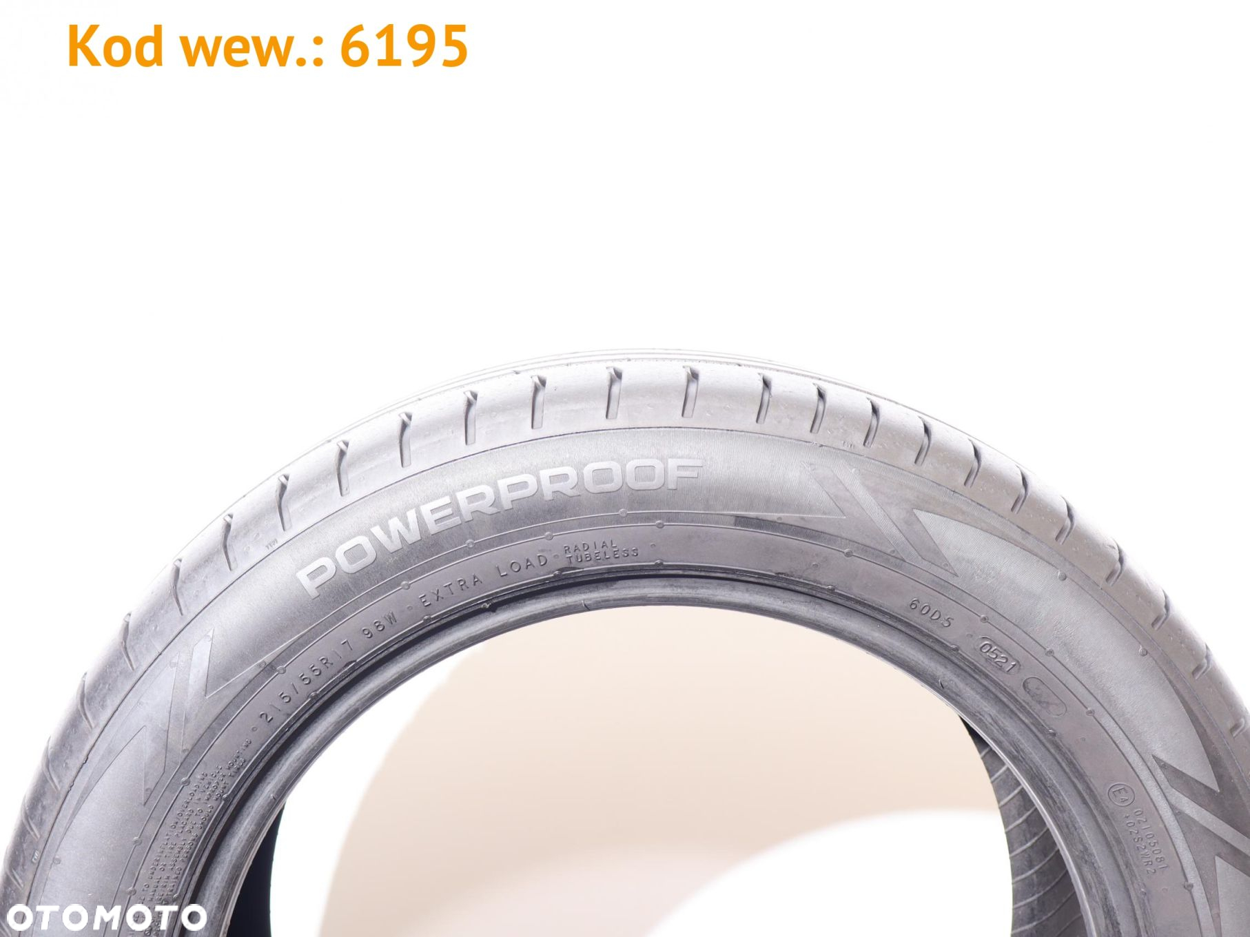 Nokian Powerproof - 215/55 R17 - 4