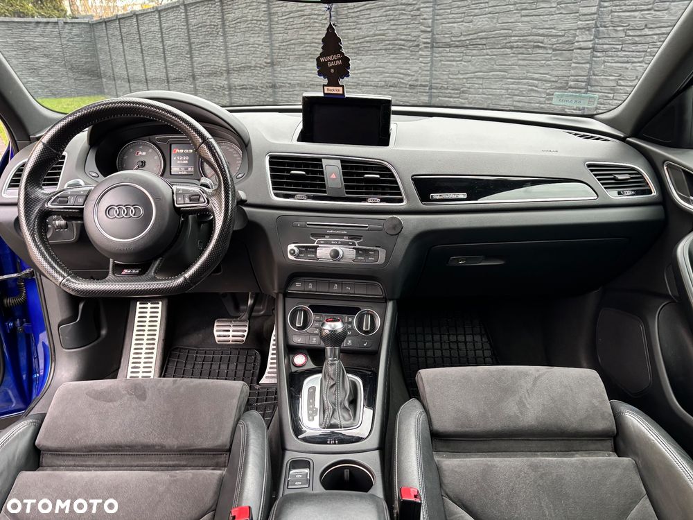 Audi RS Q3 Standard - 14