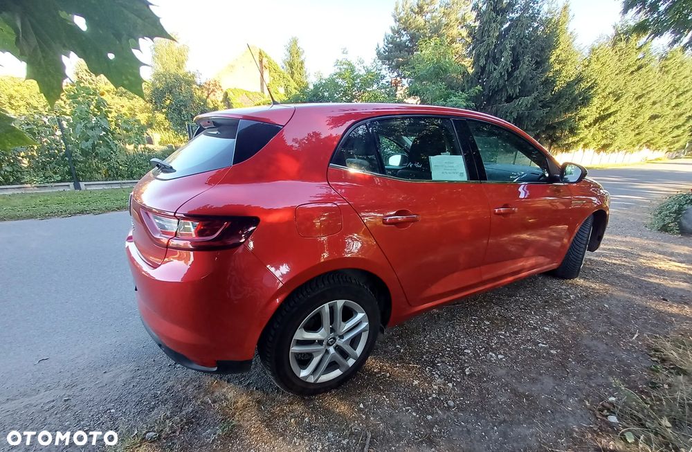 Renault Megane 1.6 SCe Limited - 4