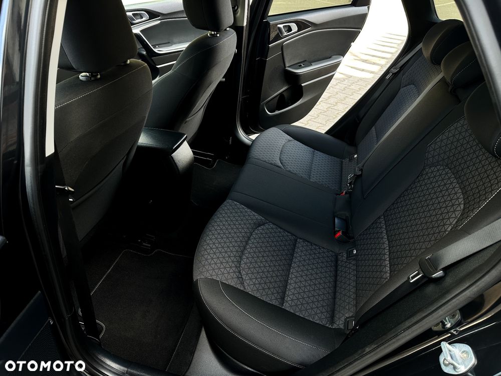 Kia Ceed 1.6 CRDi Platinum Edition - 24