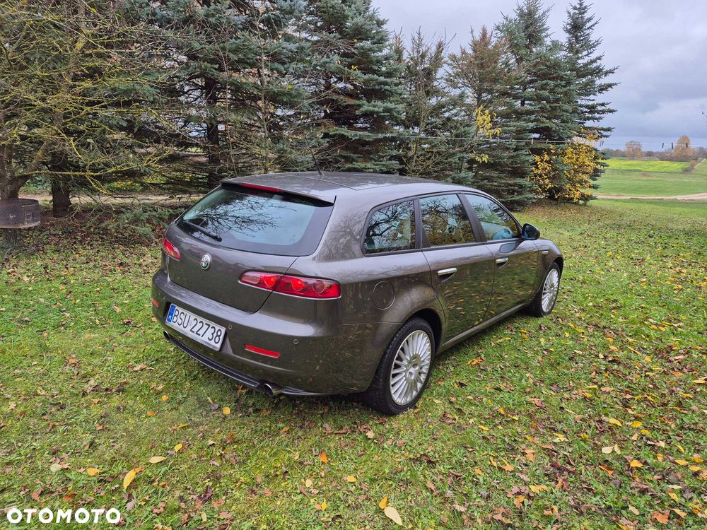 Alfa Romeo 159 - 6