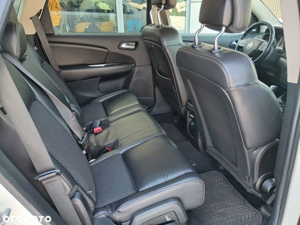 Fiat Freemont 2.0 Multijet Lounge AWD - 16