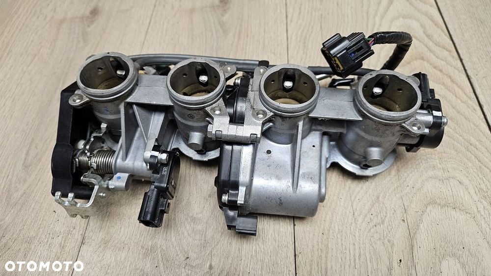 Listwa Wtryskowa Przepustnica Yamaha YZF-R6 R6 2008-2016 13S Dawca Części - 10