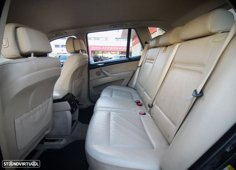 BMW X5 30 i xDrive - 12