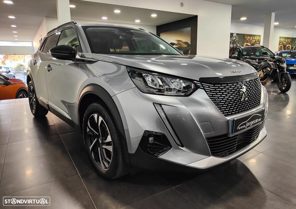 Peugeot 2008 1.2 PureTech Allure EAT8 - 11