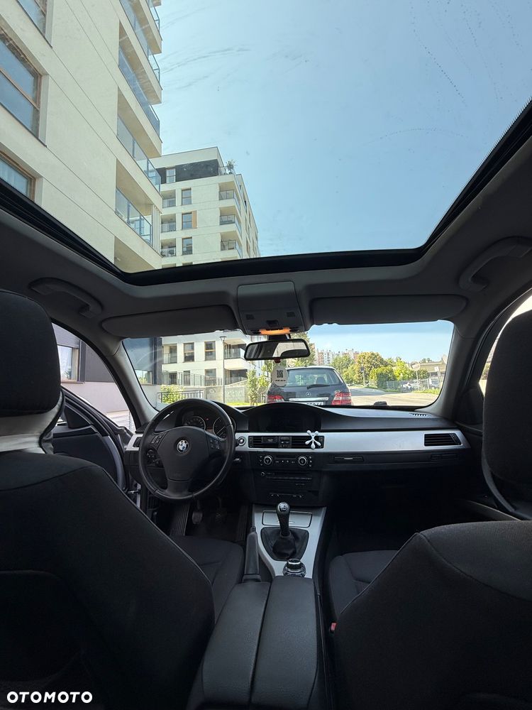 BMW Seria 3 320d - 6