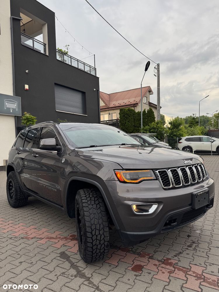 Jeep Grand Cherokee - 4