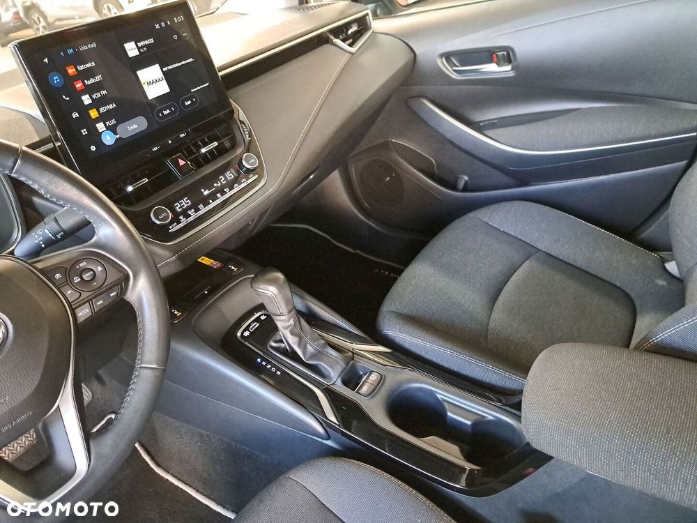 Toyota Corolla 1.8 Hybrid Comfort - 28