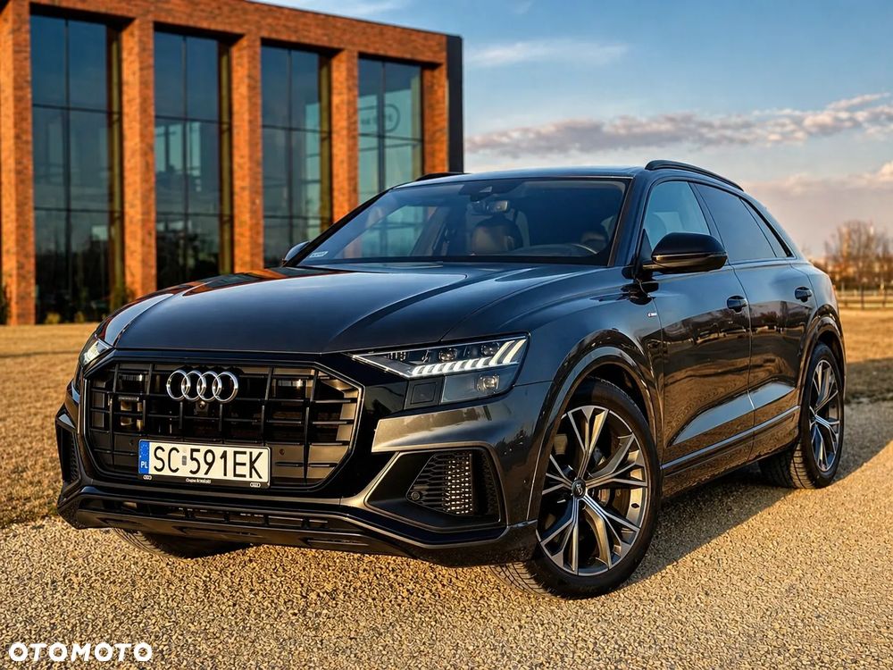 Audi Q8 - 2