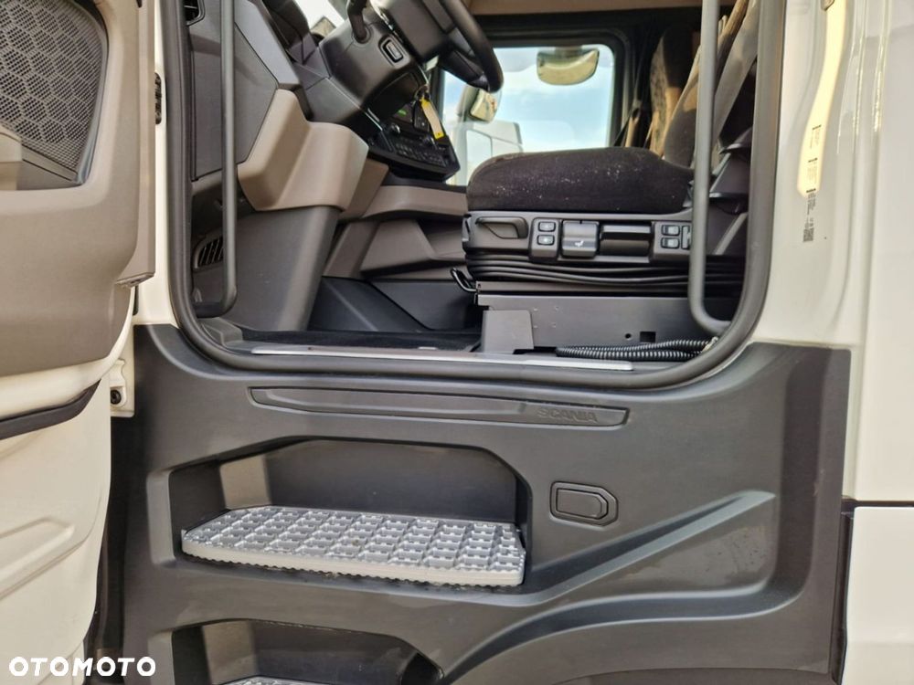 Scania S460A4x2EB Mega - 10