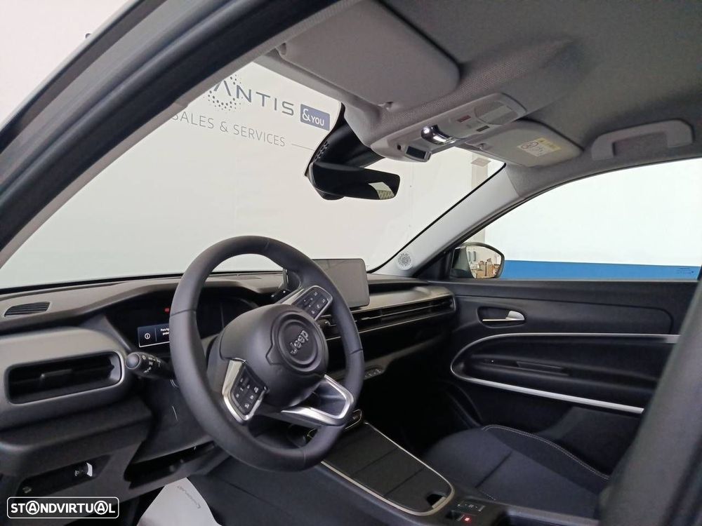 Jeep Avenger 1.2 e-Hybrid Altitude DCT - 8