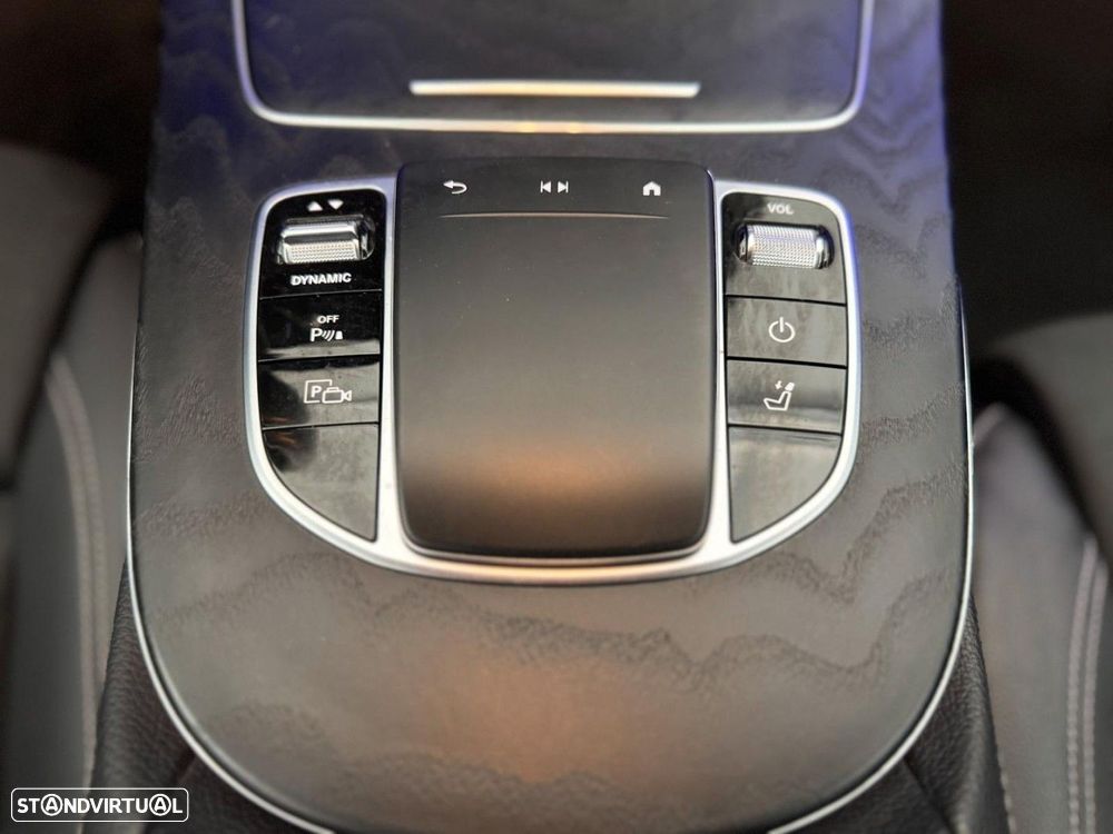 Mercedes-Benz E 300 de AMG Line 4Matic - 50