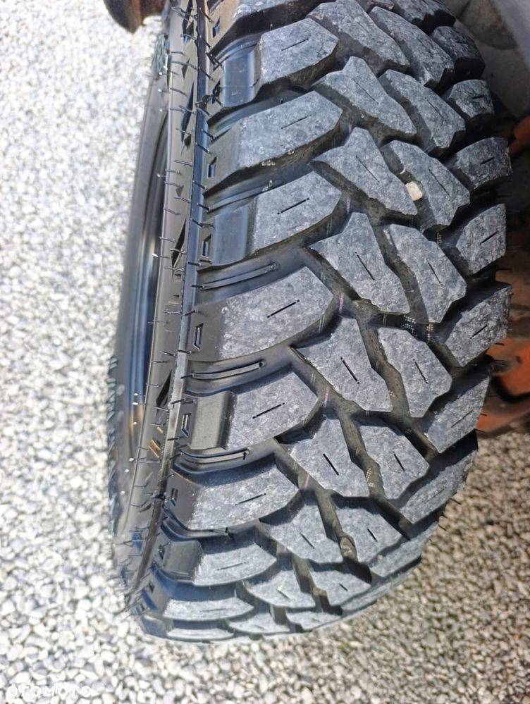 Mitsubishi Pajero 2.5 TD GL - 9
