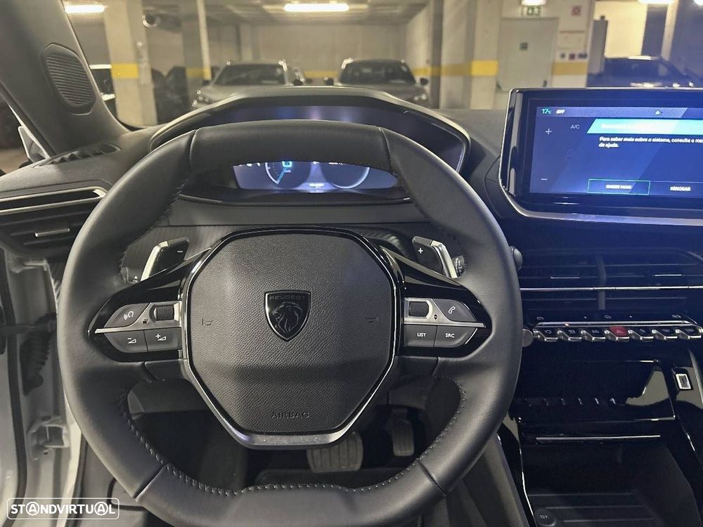 Peugeot 2008 1.2 Hybrid Allure e-DCS6 - 12