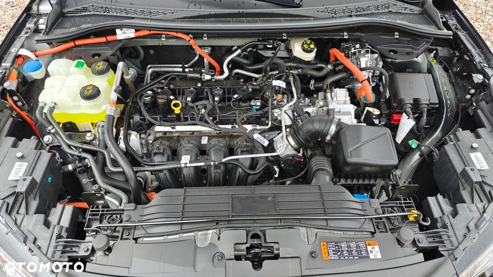 Ford Kuga 2.5 Duratec FHEV TITANIUM - 38