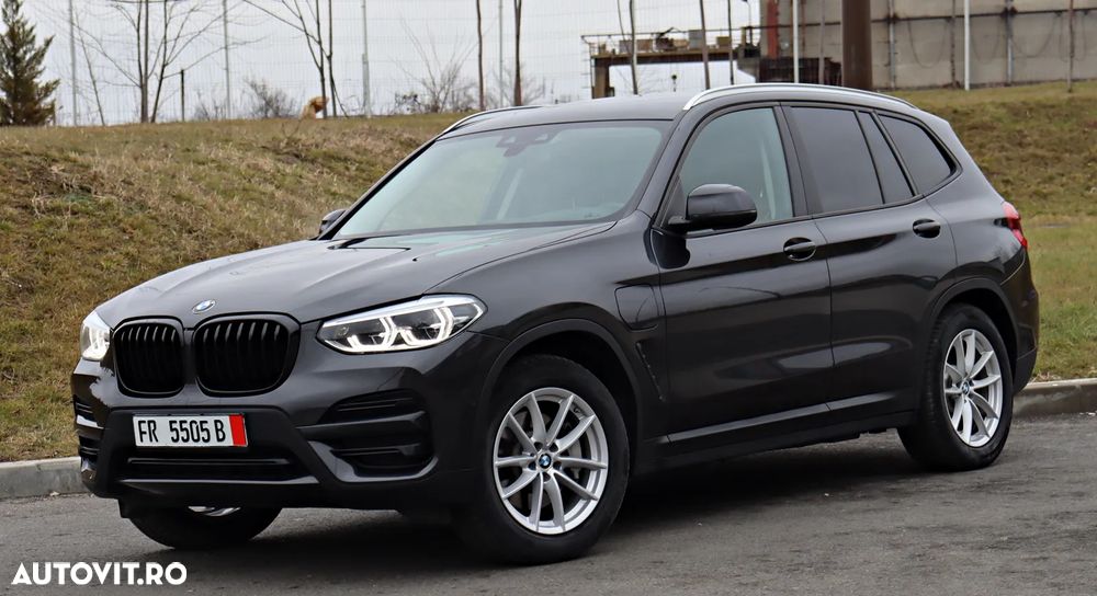 BMW X3 xDrive30e Aut. Luxury Line - 4