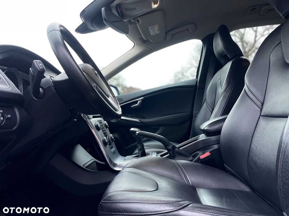 Volvo V40 D2 Drive-E Inscription - 10