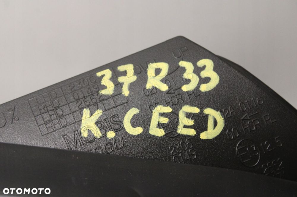 KIA CEED I 06R- REFLEKTOR LAMPA PRAWY PRZÓD PRAWA PRZEDNIA - 12