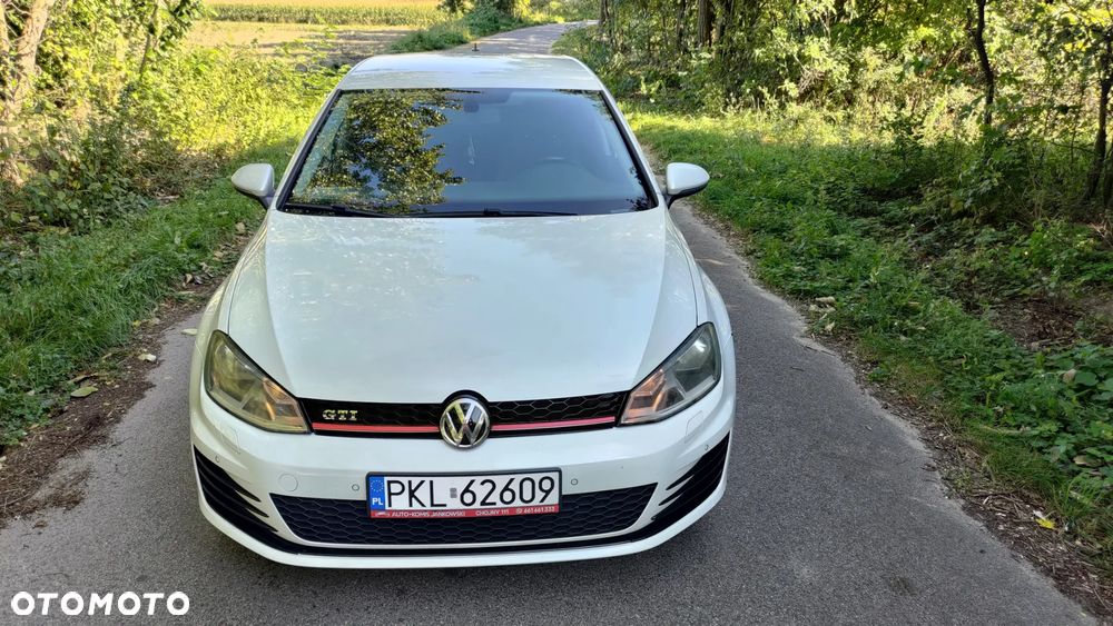 Volkswagen Golf 1.6 TDI BlueMotion Technology Cup - 8