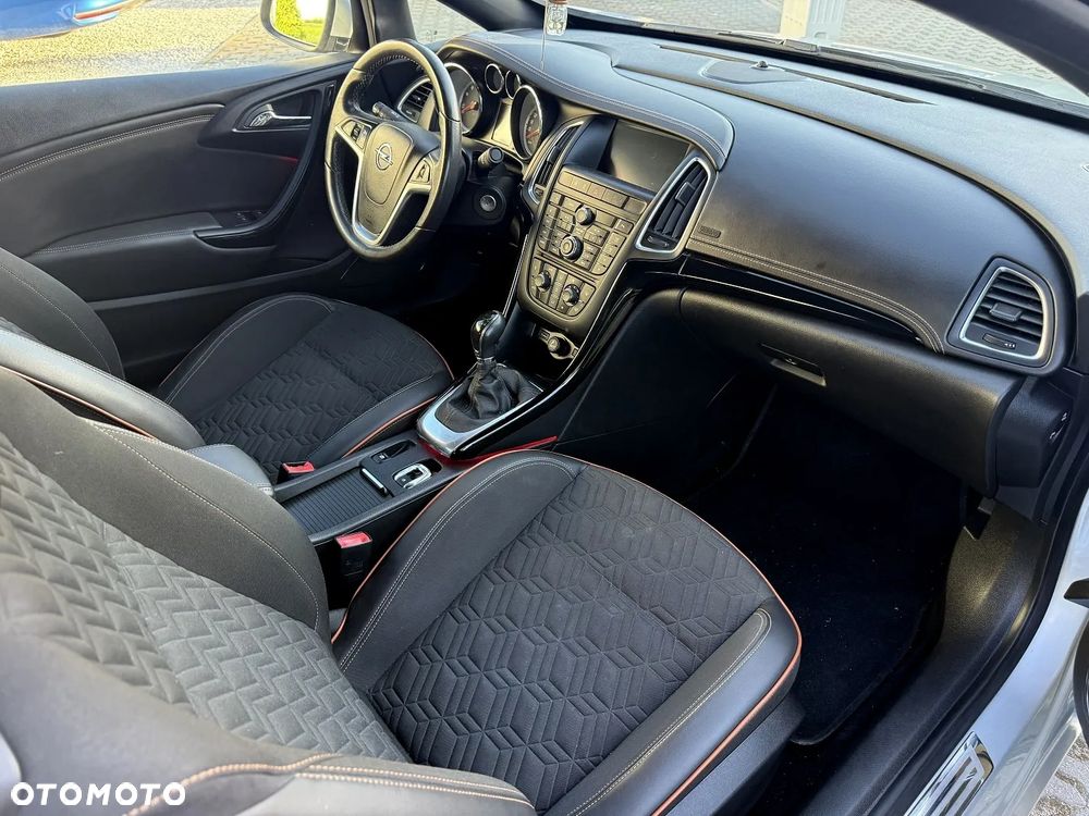 Opel Cascada - 17