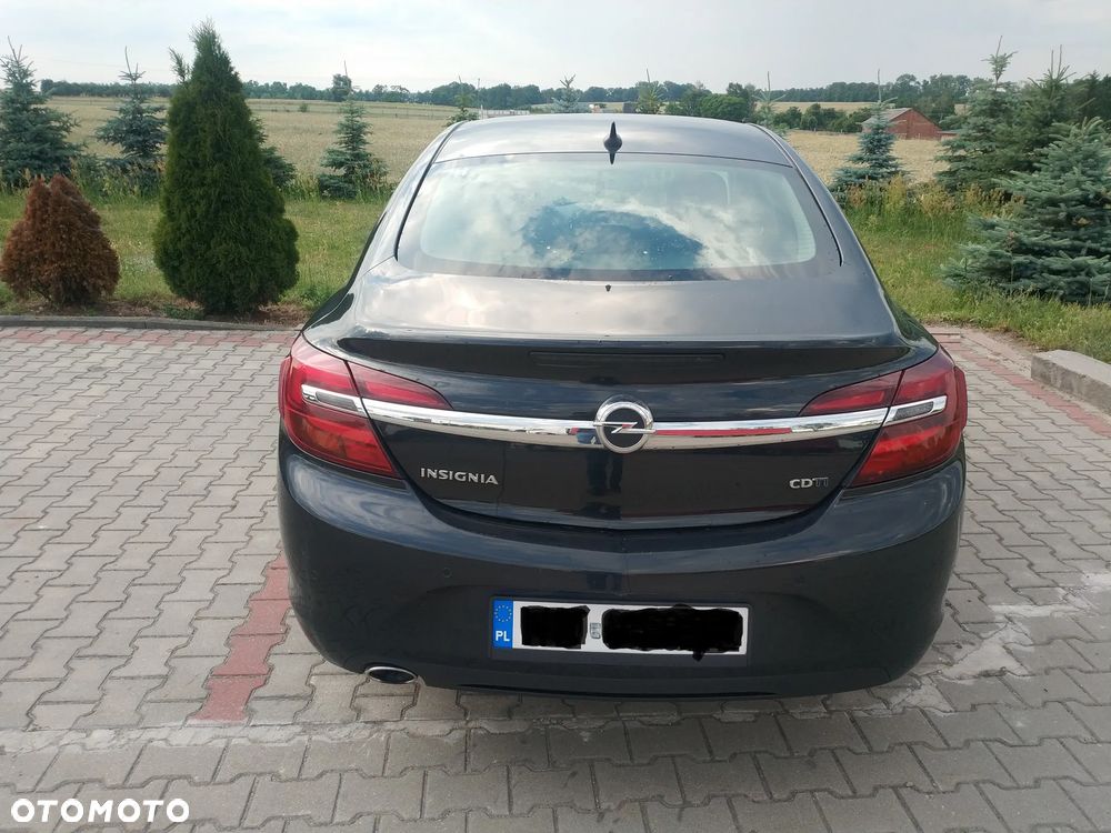 Opel Insignia - 8