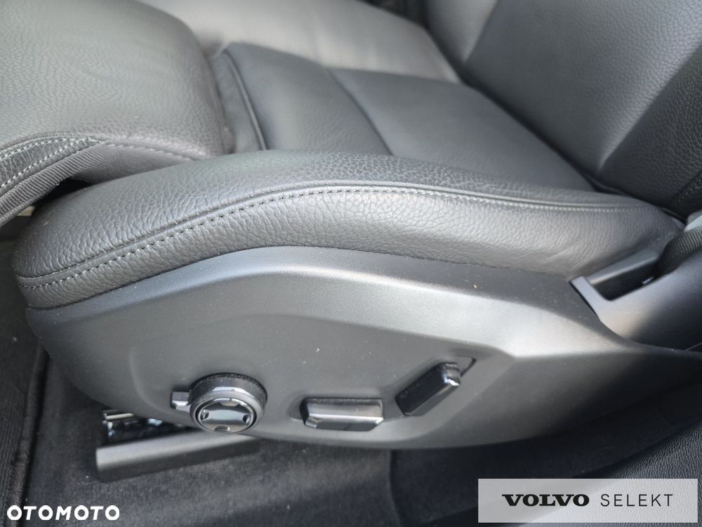 Volvo XC 60 - 22