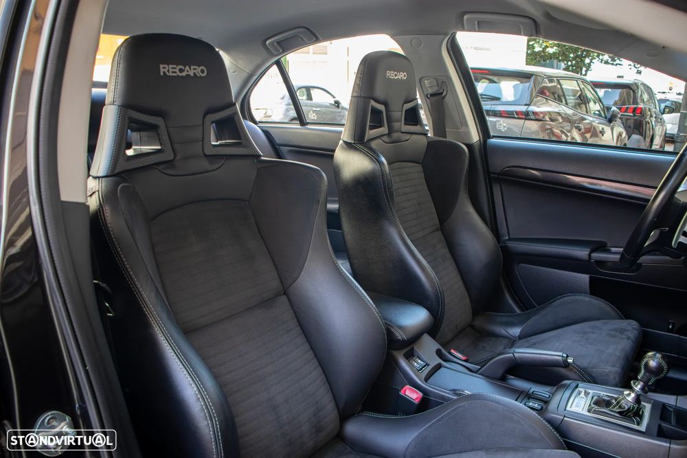 Mitsubishi Lancer - 36