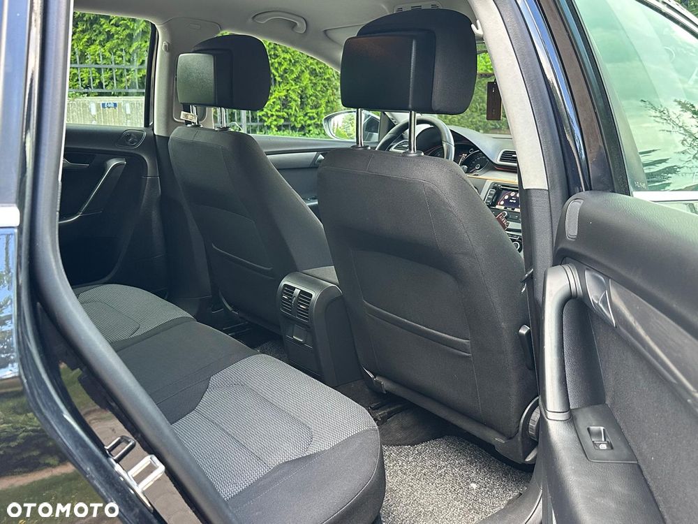 Volkswagen Passat 1.6 TDI BlueMotion Technology Trendline - 13