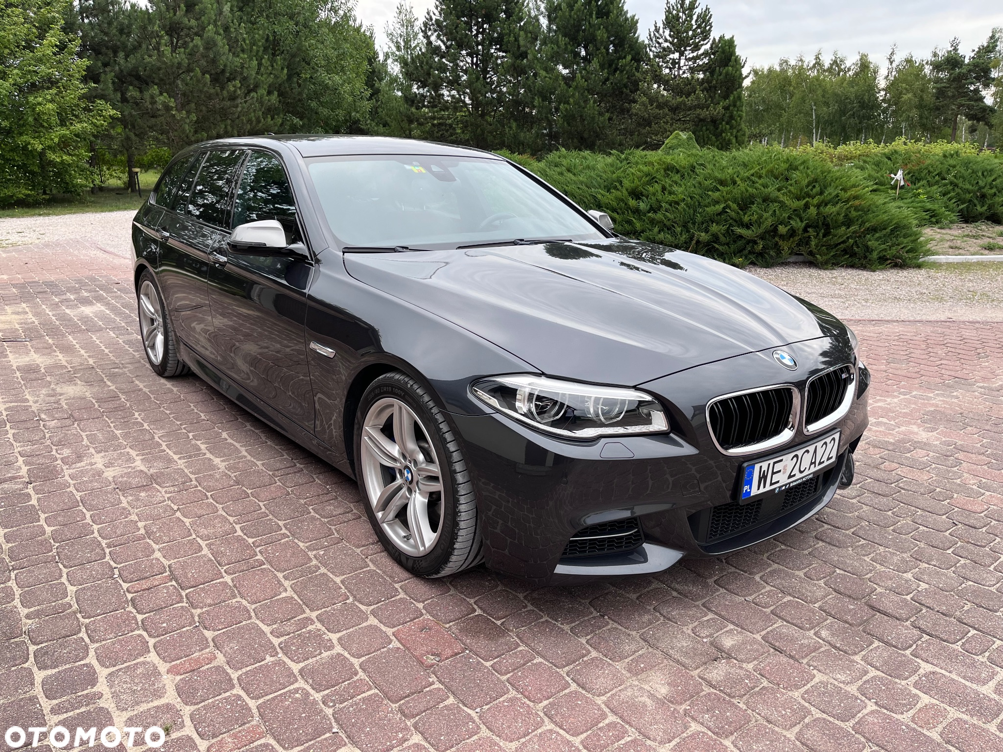 BMW Seria 5 M550d xDrive Touring Sport-Aut - 2