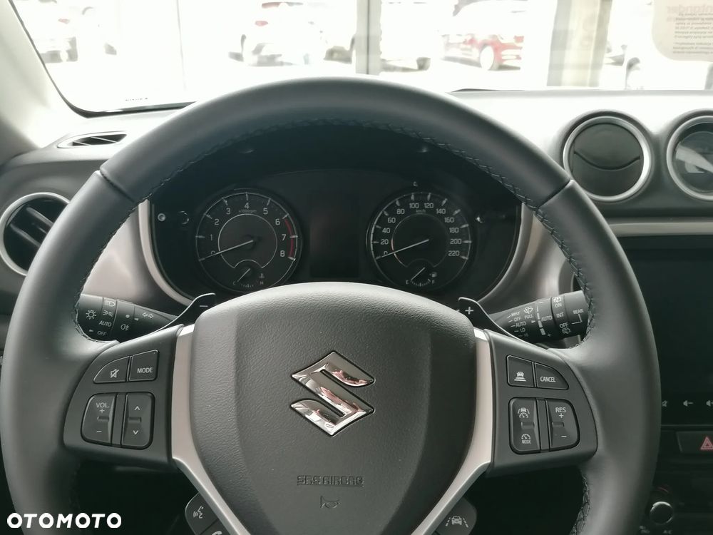 Suzuki Vitara 1.4 Boosterjet mHEV Premium Plus 2WD - 11