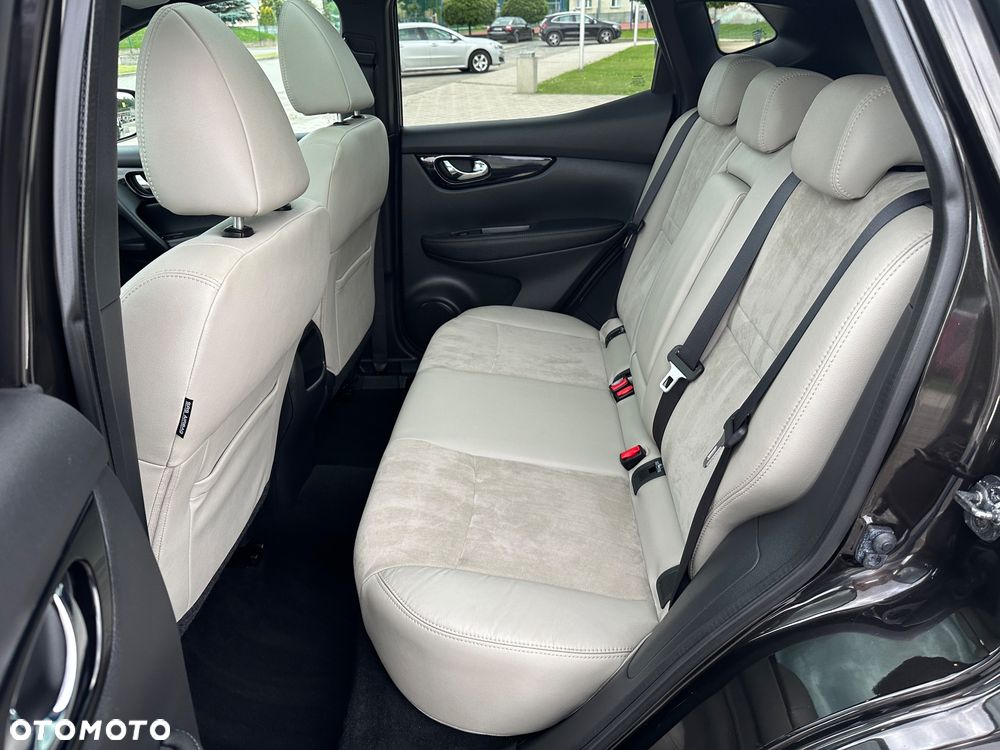 Nissan Qashqai 1.6 dCi Tekna S&S - 14