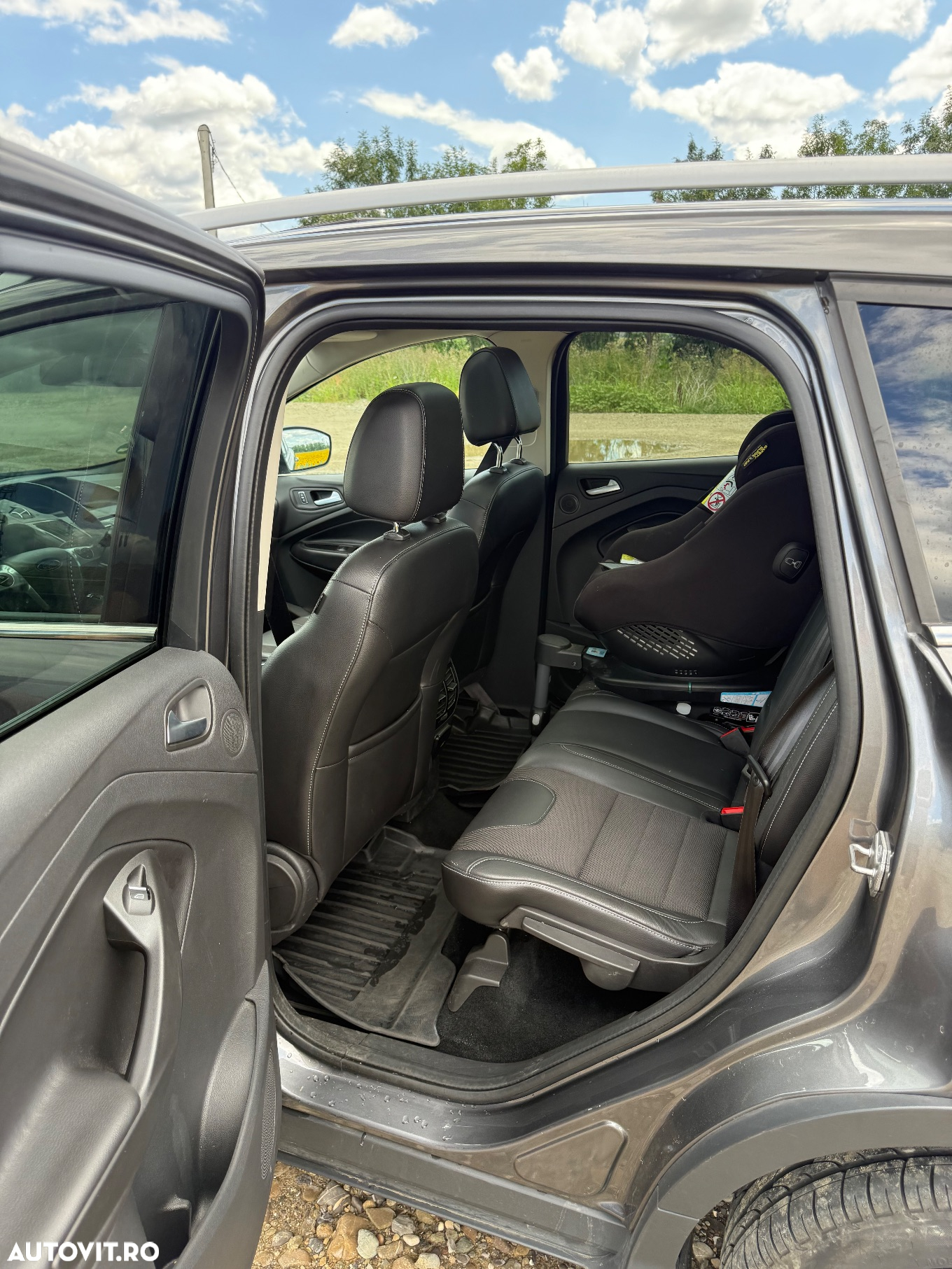 Ford Kuga 2.0 TDCi 4WD Powershift Titanium - 17