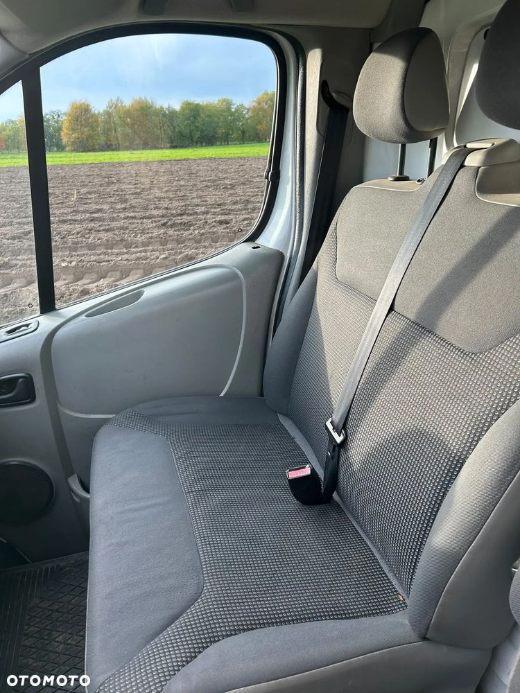 Opel Vivaro - 17