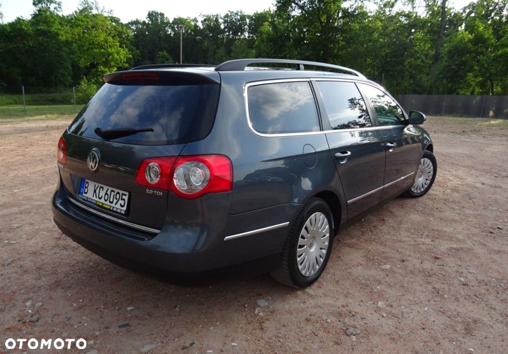Volkswagen Passat - 3