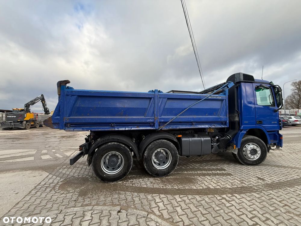 Mercedes-Benz 2641 - 6