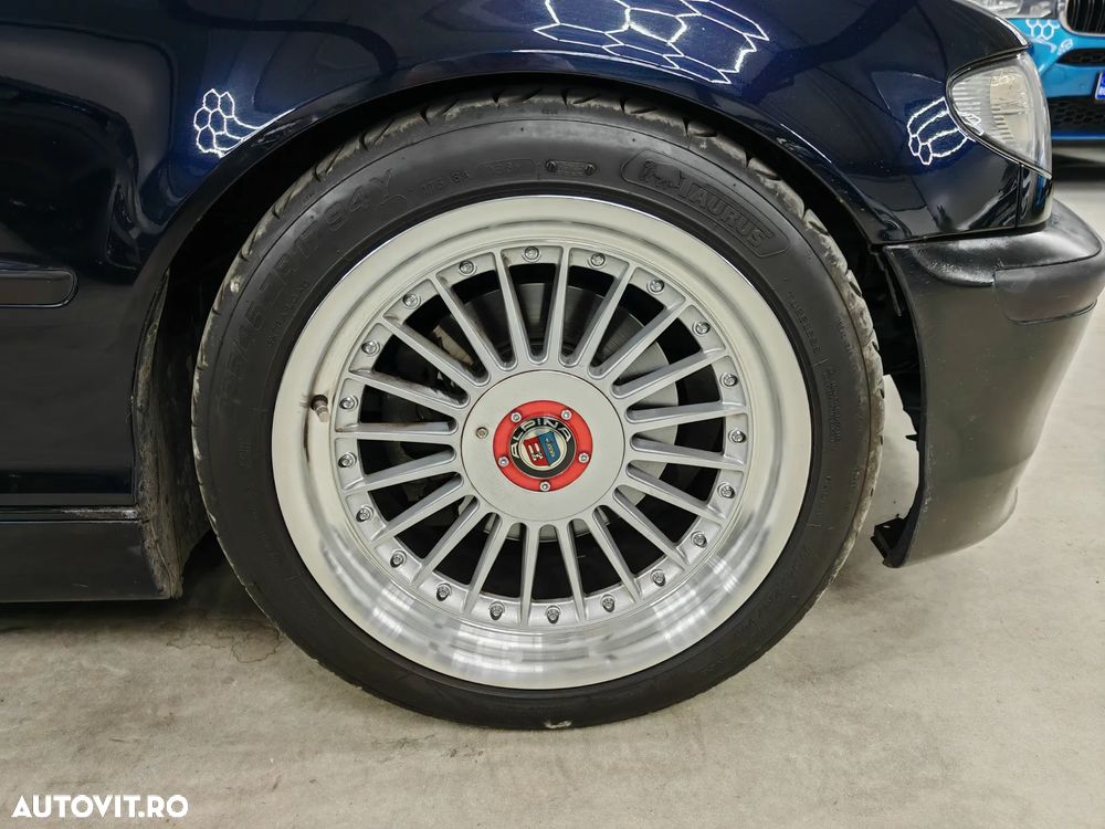 BMW Seria 3 318i Touring Edition Exclusive - 34