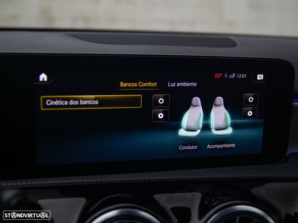 Mercedes-Benz A 250 e 8G-DCT AMG Line - 37