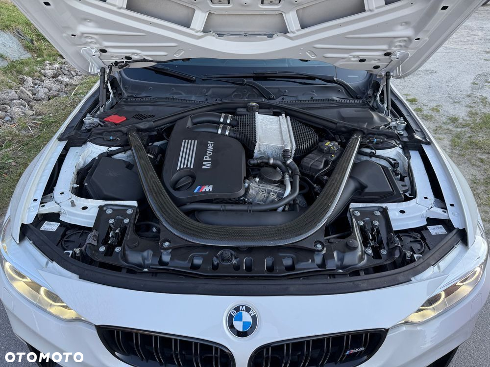 BMW M4 Coupe DKG - 19
