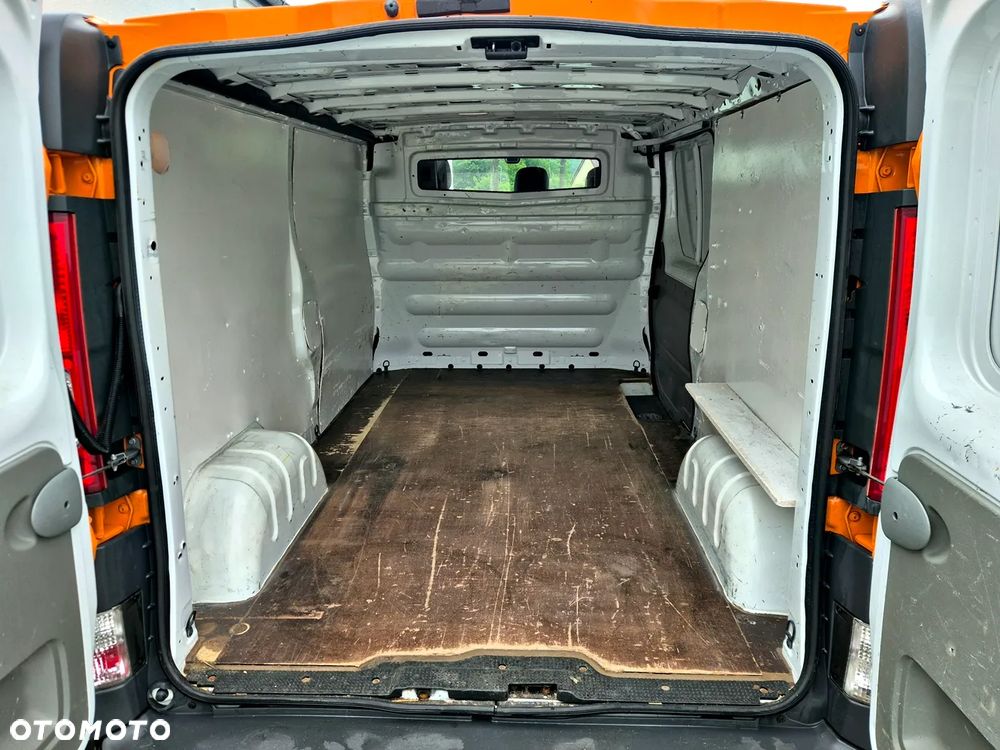 Renault Trafic - 17