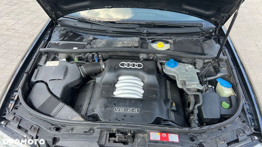 Audi A6 Avant 2.4 - 7