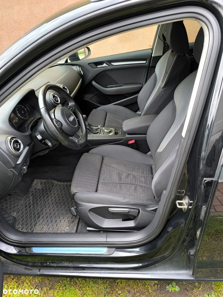 Audi A3 Sportback 2.0 TDI Ambition - 20