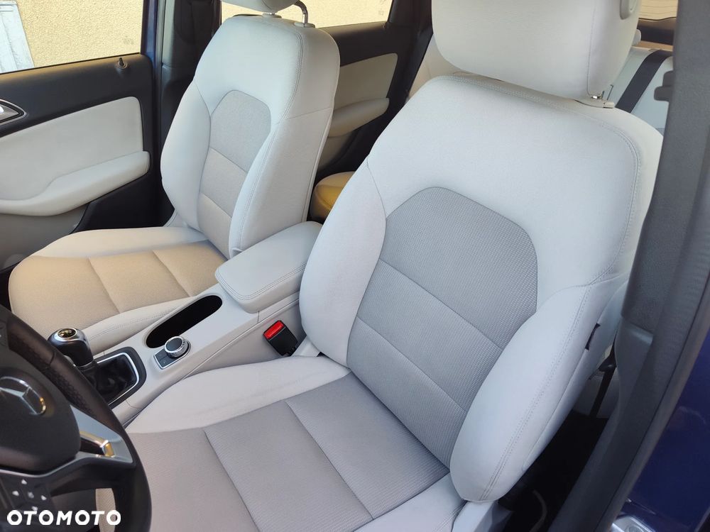 Mercedes-Benz Klasa B 180 CDI (BlueEFFICIENCY) - 28
