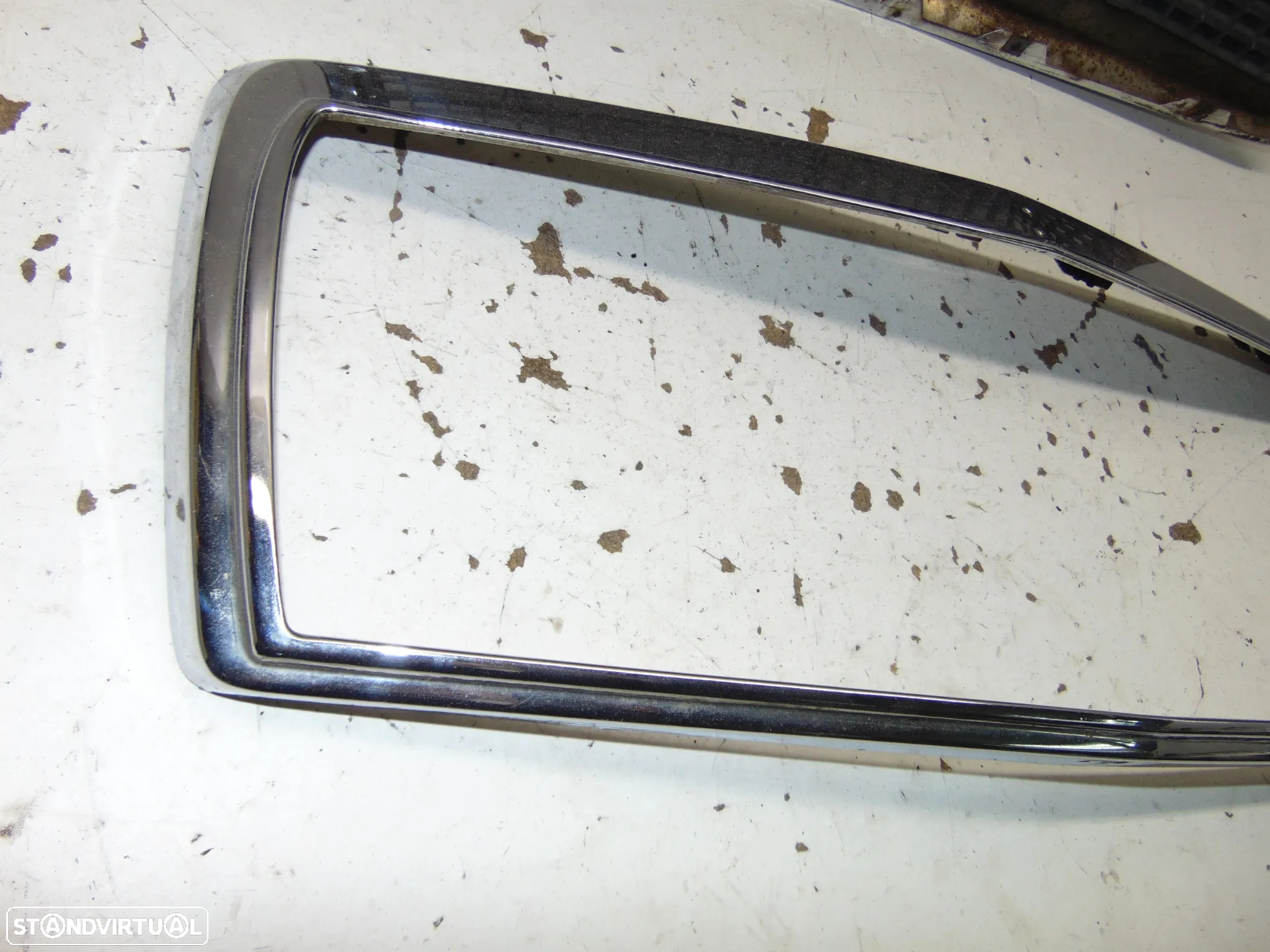 Mercedes 190/W201 grelha - 8
