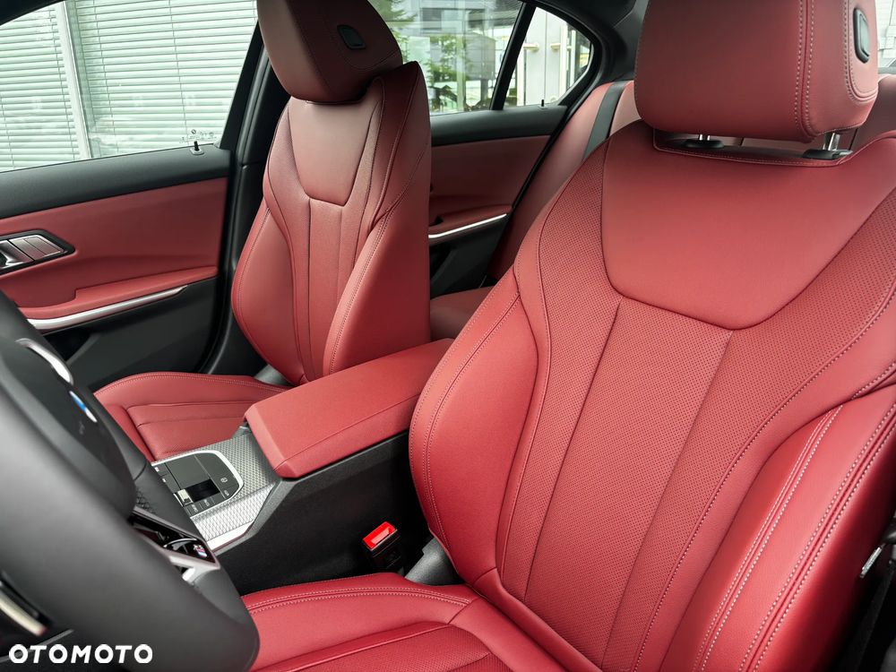 BMW Seria 3 320d mHEV M Sport - 10