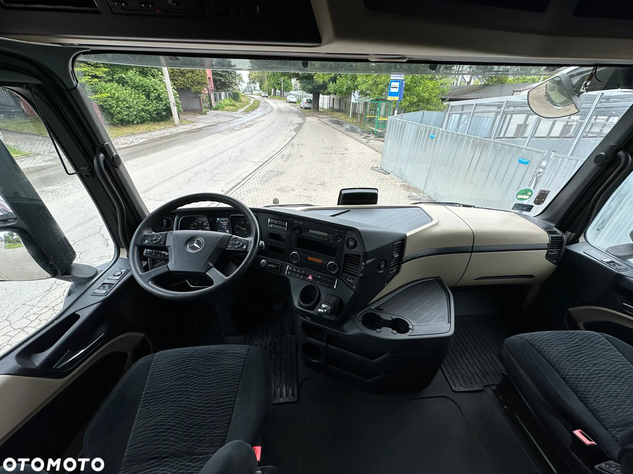 Mercedes-Benz ACTROS MP4 - 20