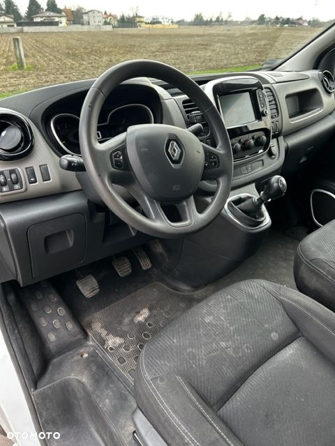 Renault Trafic - 11