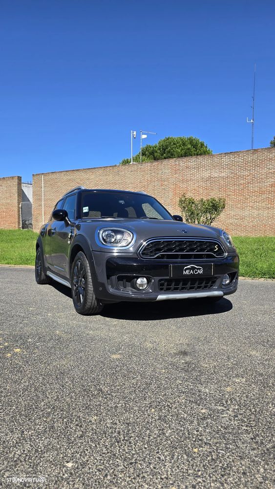 MINI Countryman Cooper SE ALL4 Auto - 1