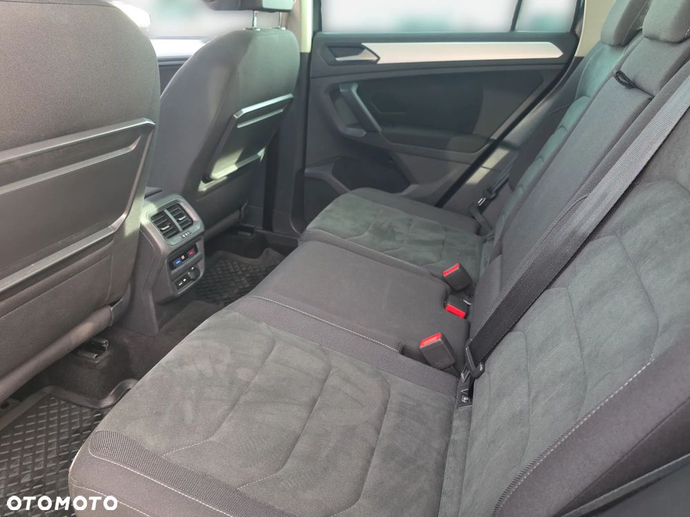 Volkswagen Tiguan - 13